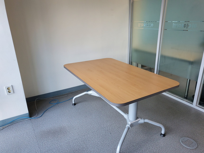 3695294320_kfPEQSi7_ac8b86136ce0009e4b93dba72b37df7190465f14.jpg 이미지크게보기